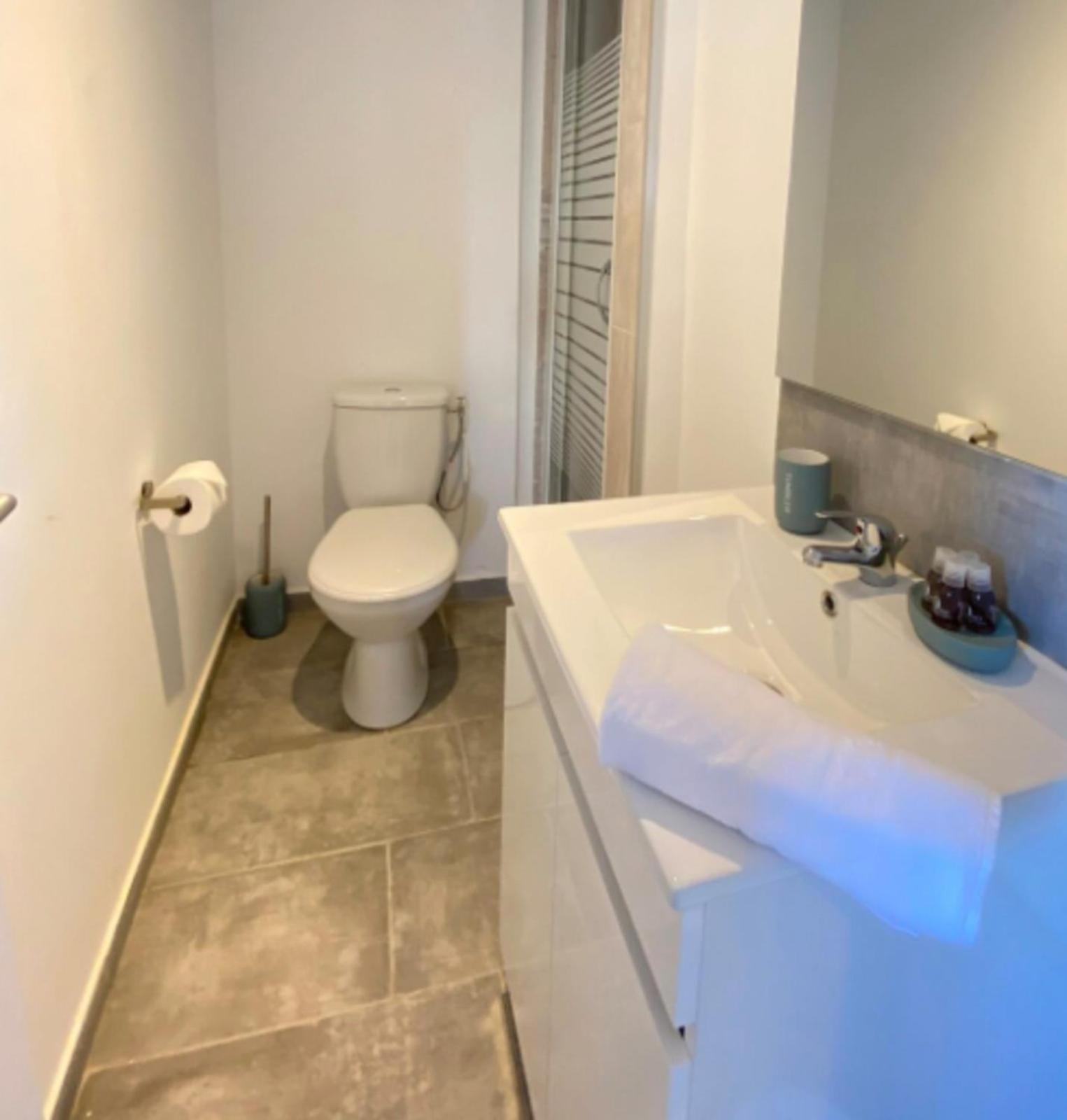 Appartement L'escapade Marseillaise by AndersLocation -Wifi-Netflix à Marseille Extérieur photo